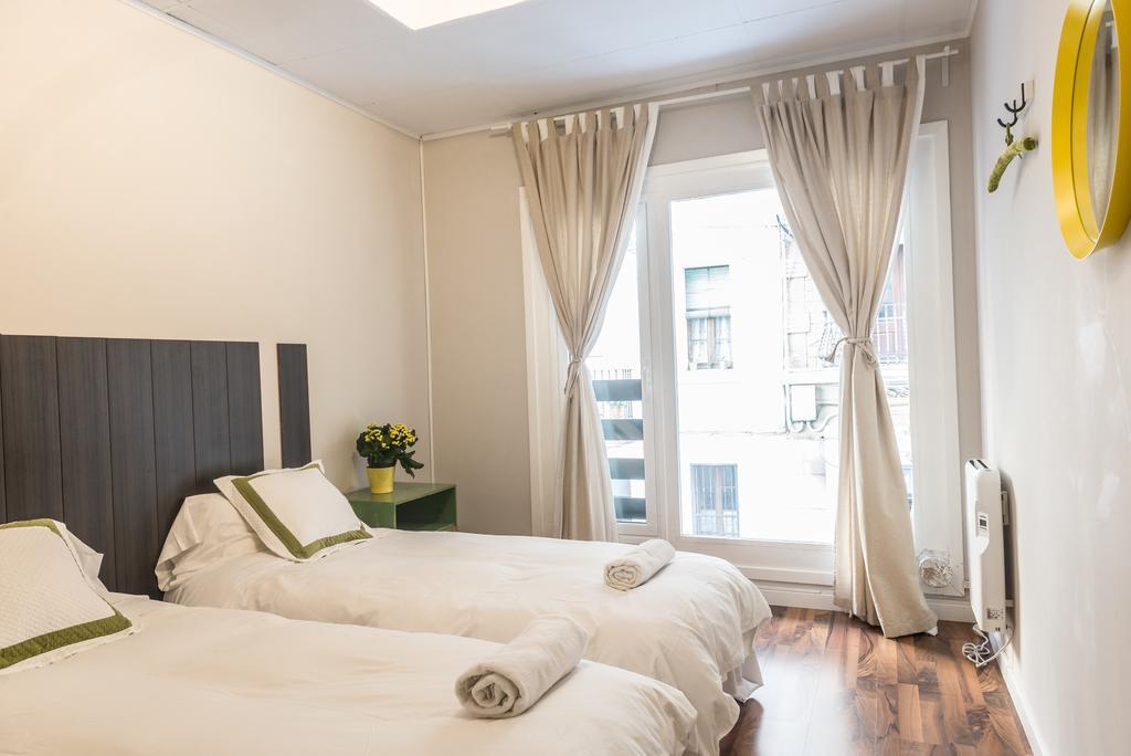 Camino B&B Барселона Экстерьер фото