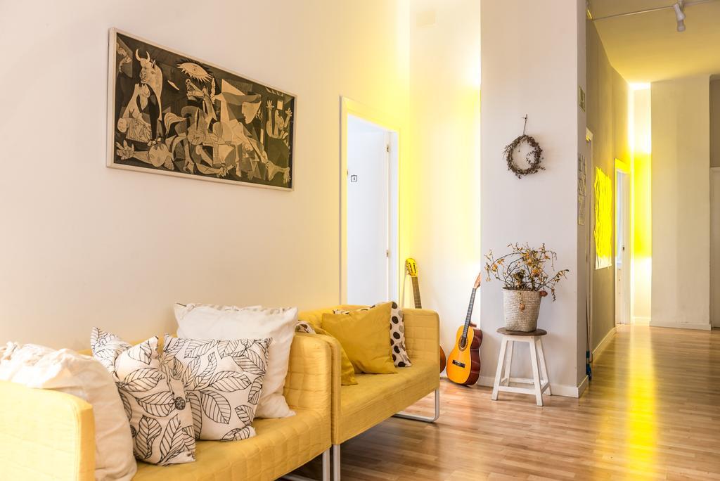 Camino B&B Барселона Экстерьер фото