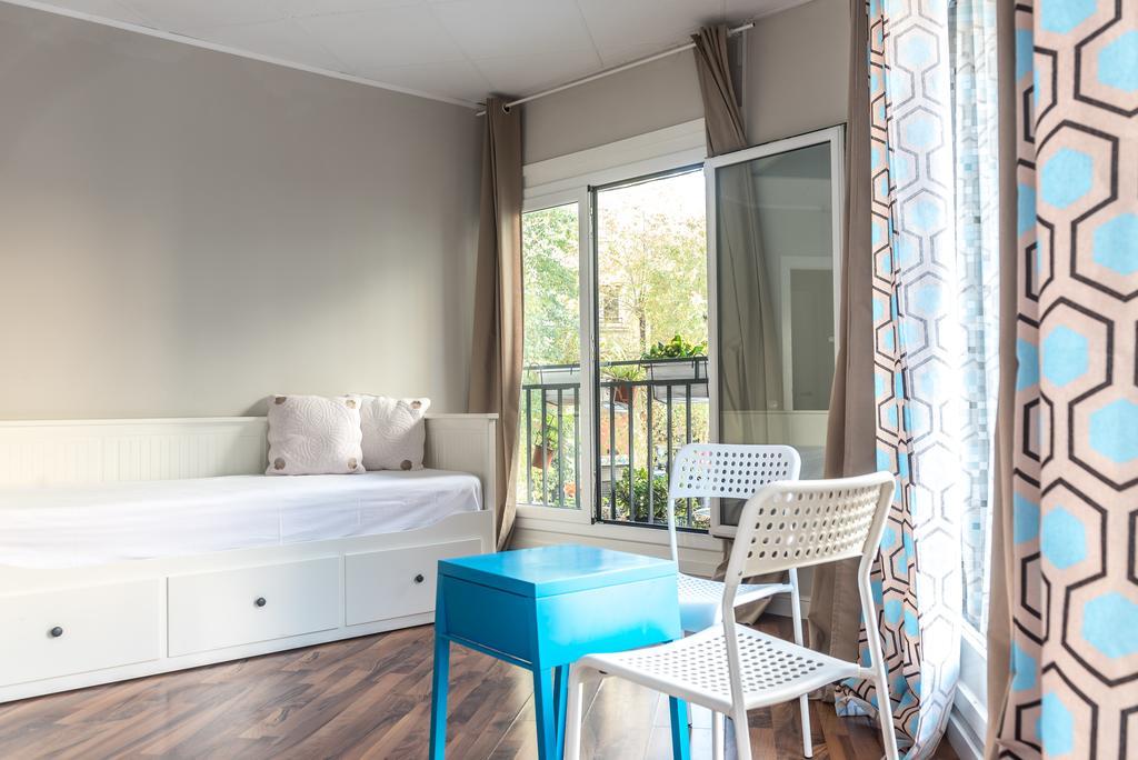 Camino B&B Барселона Экстерьер фото