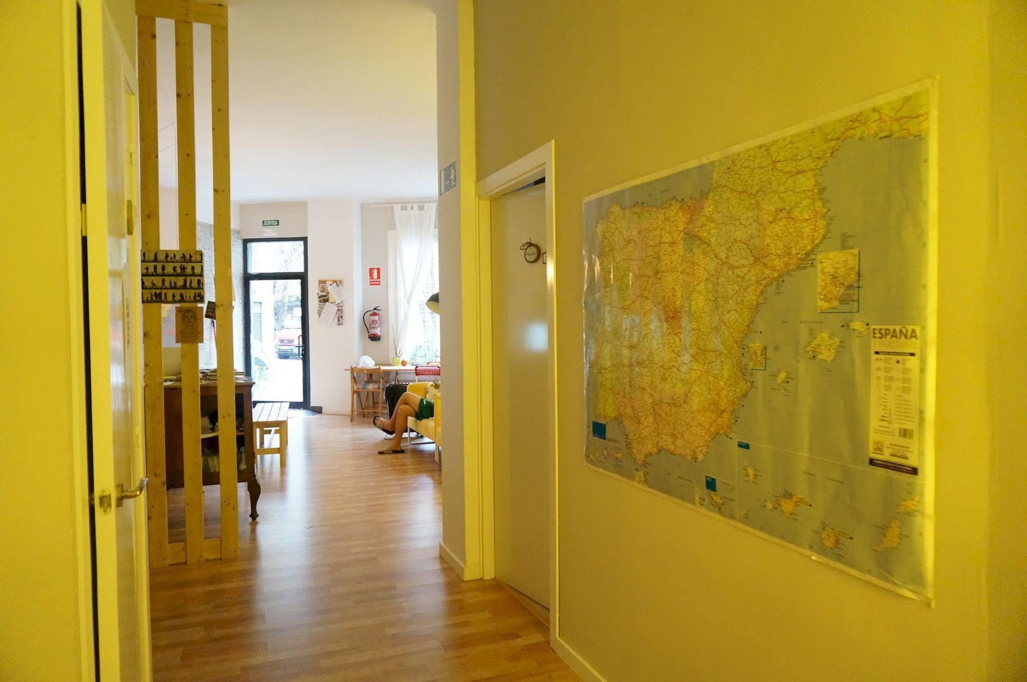 Camino B&B Барселона Экстерьер фото